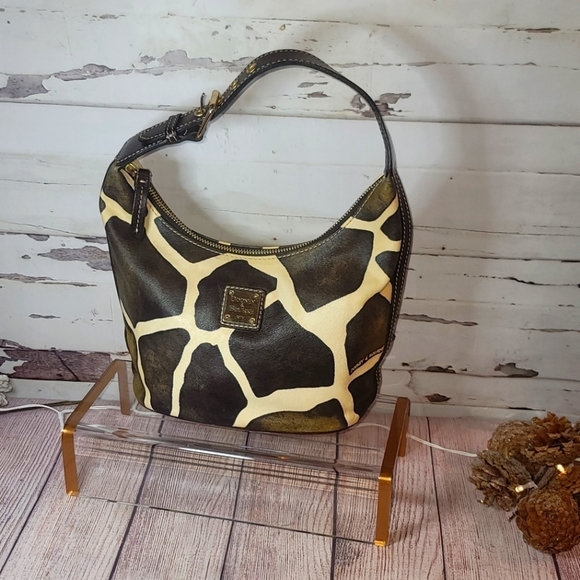 Dooney & Bourke Handbags - 𝅺Dooney and bourke bag